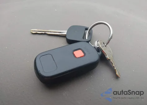 2004 Toyota Corolla Le z USA, uszkodzony, nr VIN 1NXBR38E84Z297433